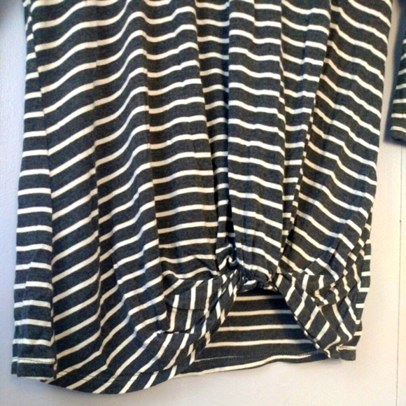 Maurices Gray and White Striped 3/4 Sleeve Top - Picture 4 of 5